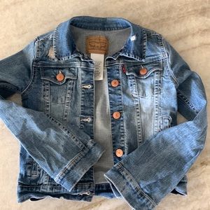 Girls 8-10 jeans jacket (original distressed) good condition (runs small)